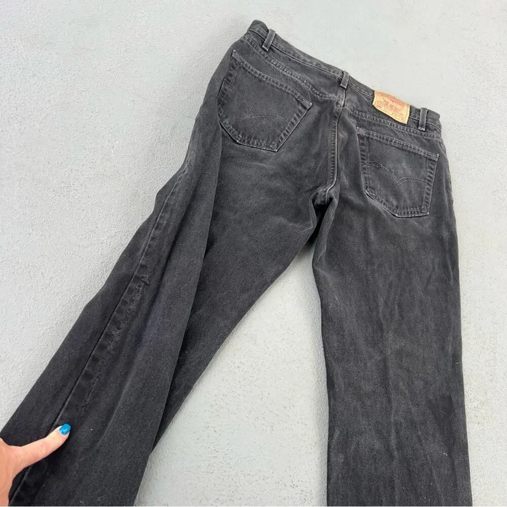 Vintage 90s Levi’s 505 regular fit straight leg jeans black 36x34